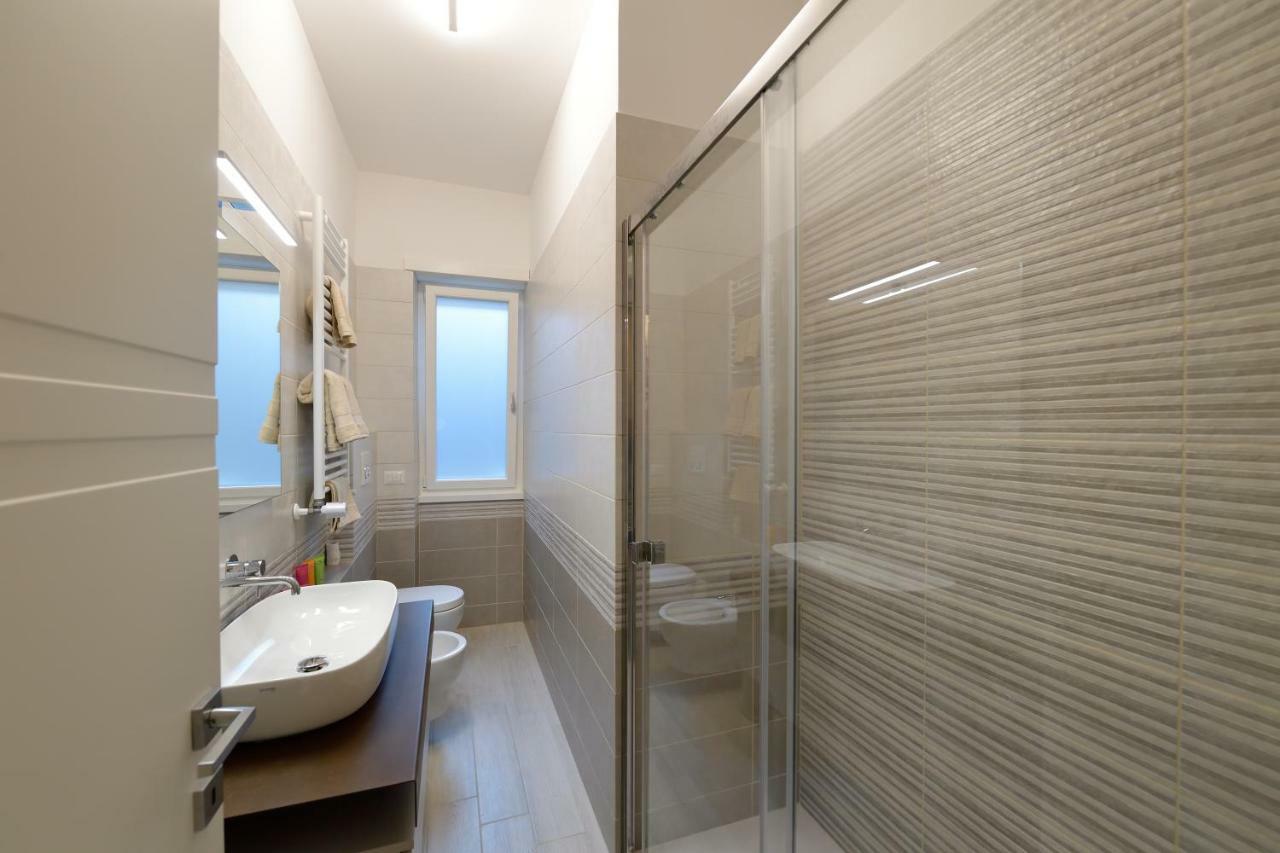 רומא San Pietro Moonlight Luxury Apartment מראה חיצוני תמונה